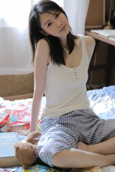 杨乐乐整容了吗